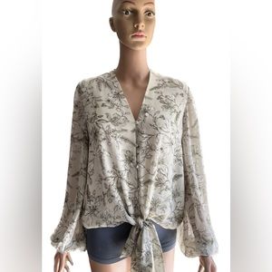 Vince Camuto Blouse size small